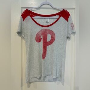 Women’s Gray & Red Phillies Scoop Neck Graphic Tee